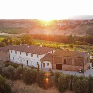 agriturismo-villa-adimari.it-tuscanyhotel.com/